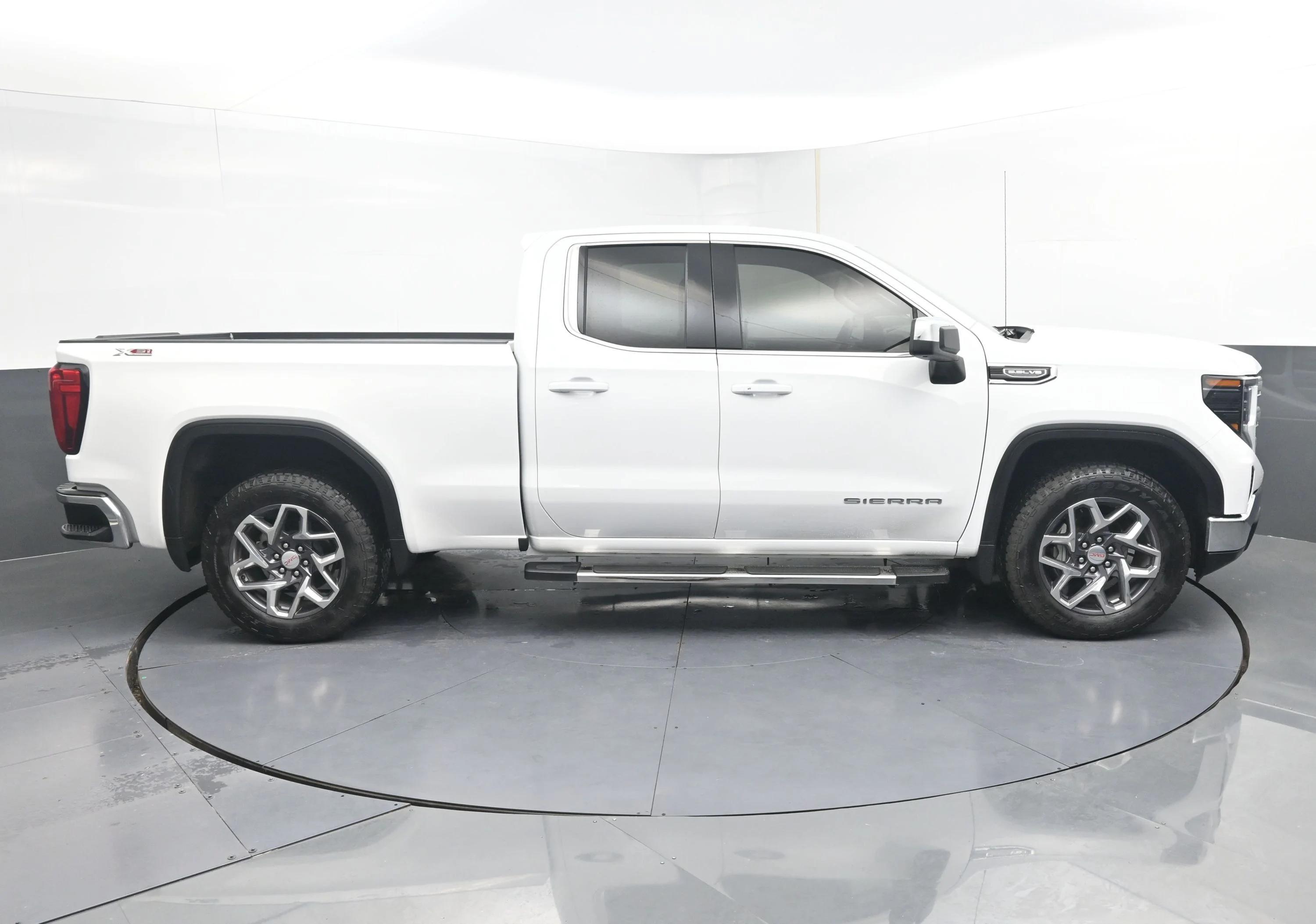 gmc sierra 1500 2025 1GTRUBED2SZ262345 image gmc sierra 1500 2025 1GTRUBED2SZ262345 image